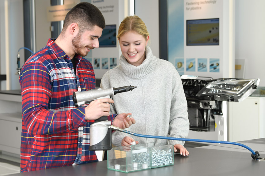 Kaufmann Im Groß Und Außenhandel Ausbildung